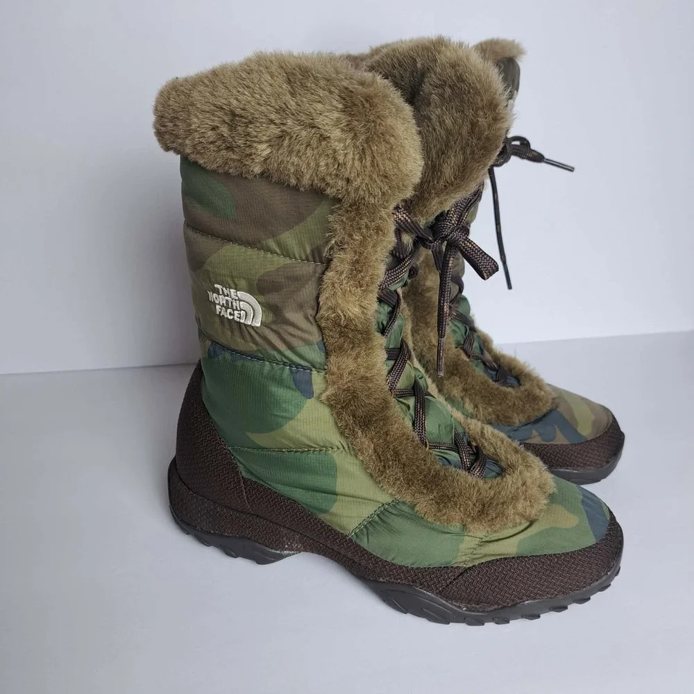 The North Face Women's Boots Camo Goose Down Winter/Snow Boots  Size 7